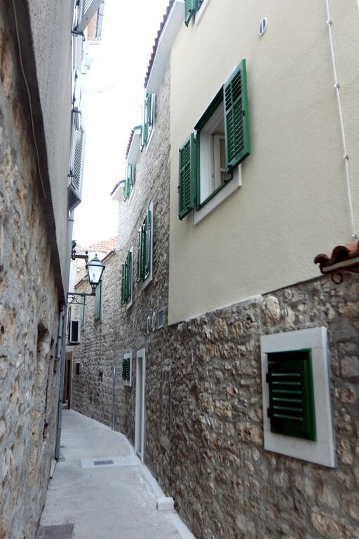 Centar Vodice Apartmani Exterior photo